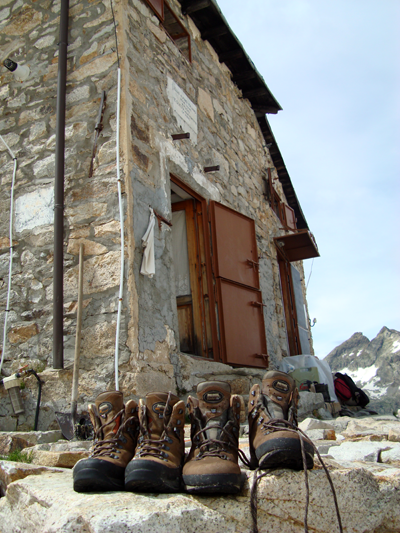 Unsere Schuhe Foto: Questa 01